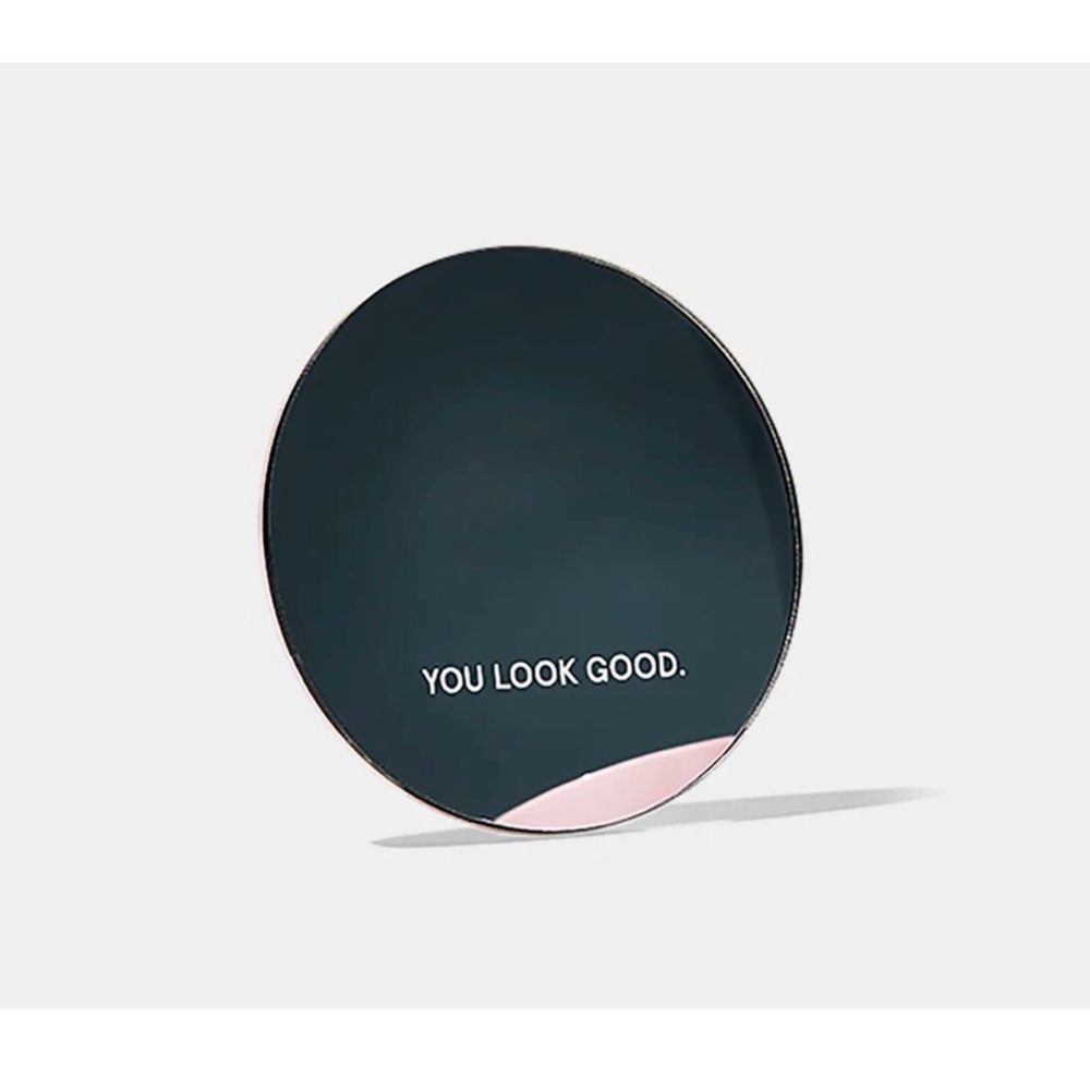 NWB: Limited Edition Glossier Pocket Mirror with Pouch - Picture 2 of 4